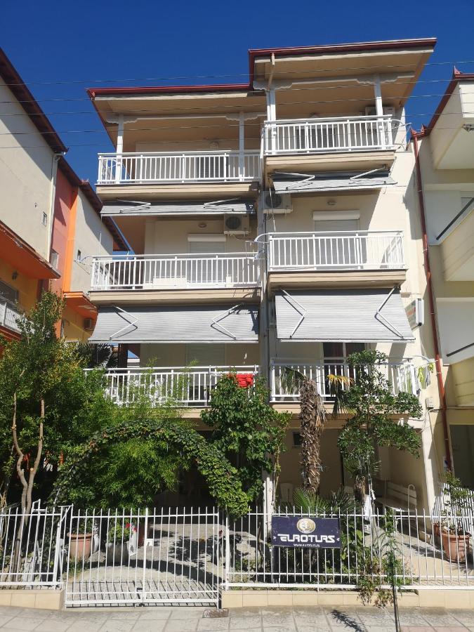 Savvas Aparthotel Olympiakí Aktí Exteriör bild